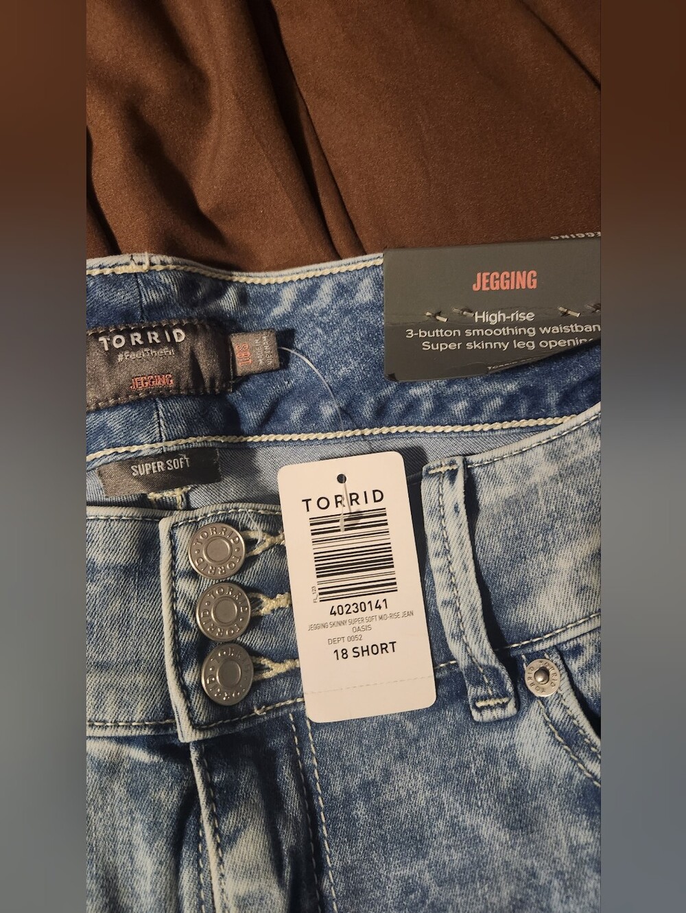 torrid Acid Wash Blue High-Rise Jeggings - Picture 2 of 3